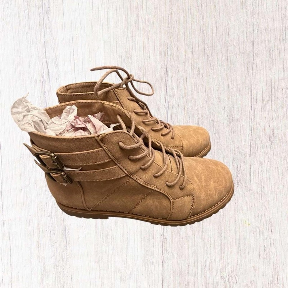 Womens Tan Suede Lace Up Ankle Boots Buckle Detail Lug Sole Boho Booties